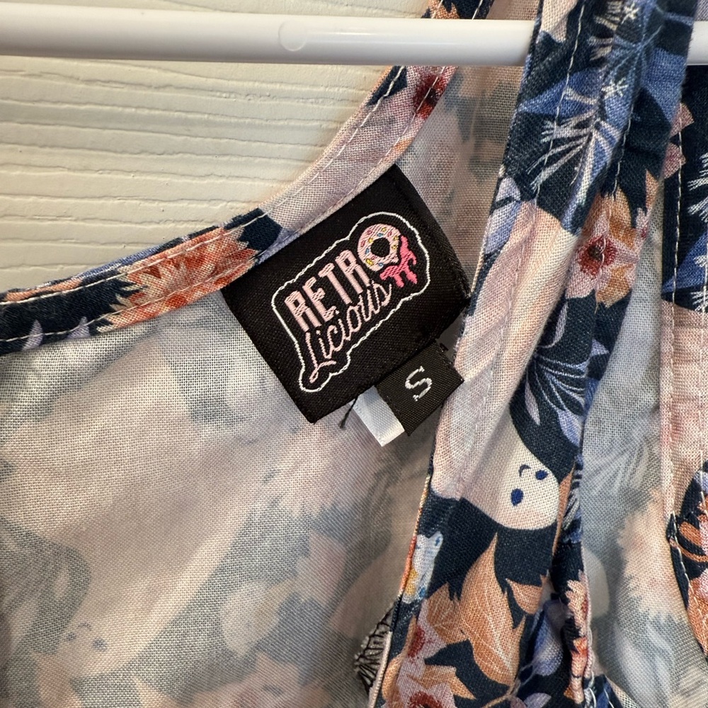 Retrolicious floral ghosts fit and flare dress - small - Picture 2 of 4